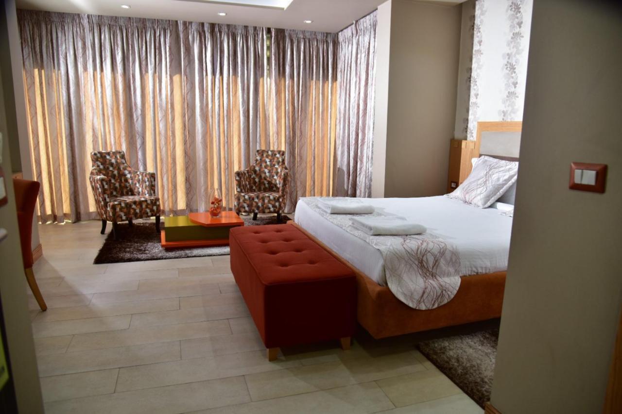 New W Hotel Tiran Dış mekan fotoğraf