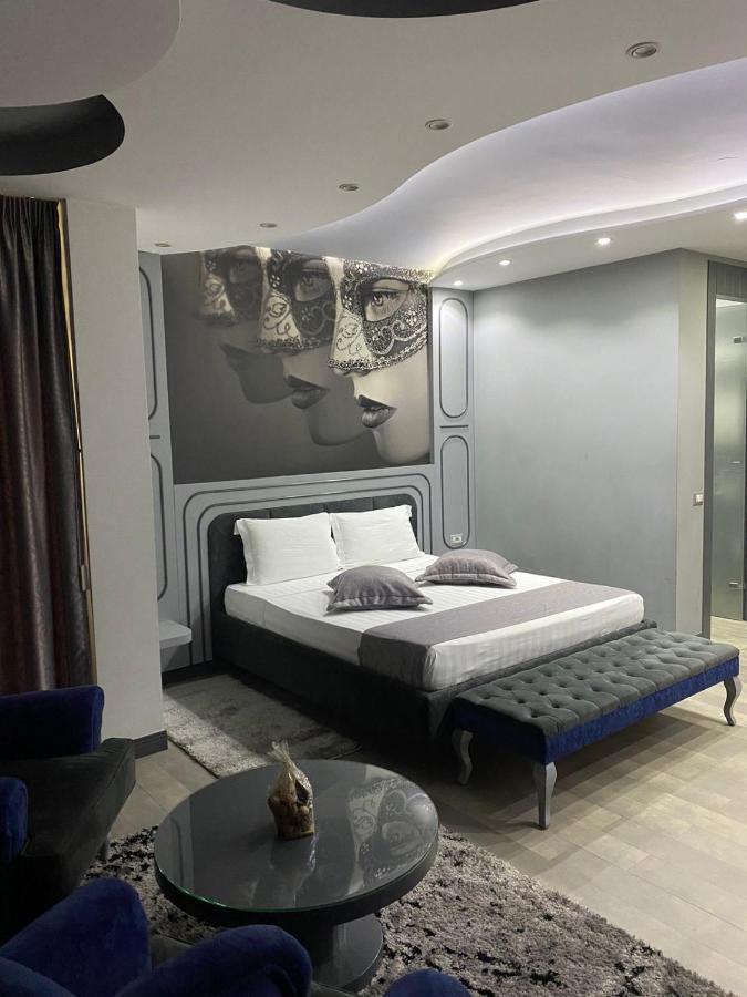 New W Hotel Tiran Dış mekan fotoğraf
