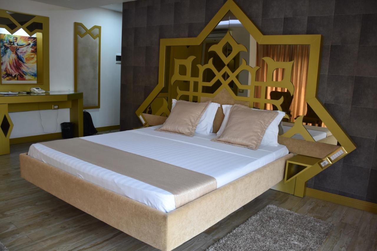New W Hotel Tiran Dış mekan fotoğraf