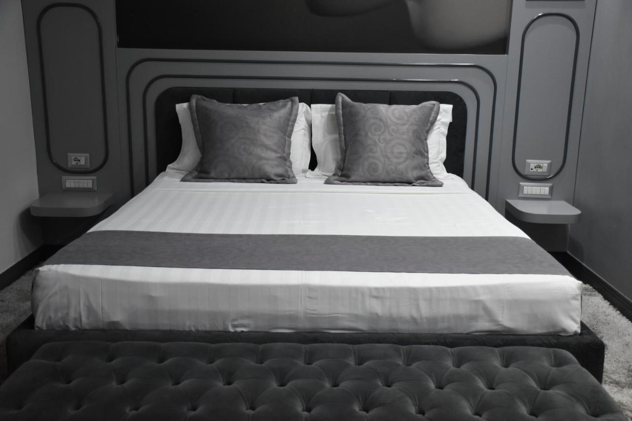 New W Hotel Tiran Dış mekan fotoğraf