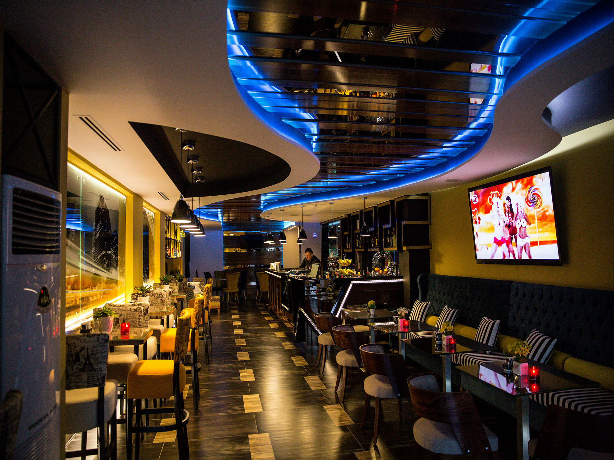 New W Hotel Tiran Dış mekan fotoğraf